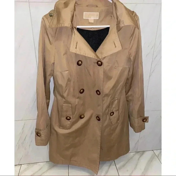 Michael Kors Trench Coat - Picture 4 of 5